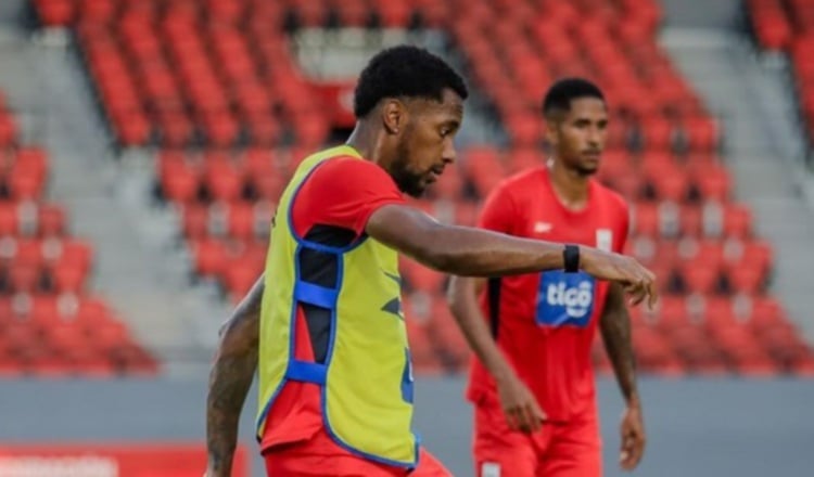 Michael Amir Murillo en  los entrenamientos de Panamá. Foto: Fepafut