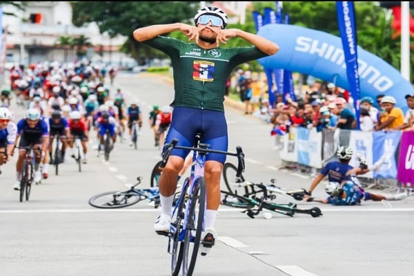 Franklin Archibold gana la sexta y última etapa del Tour de Panamá. Foto:  Fepaci