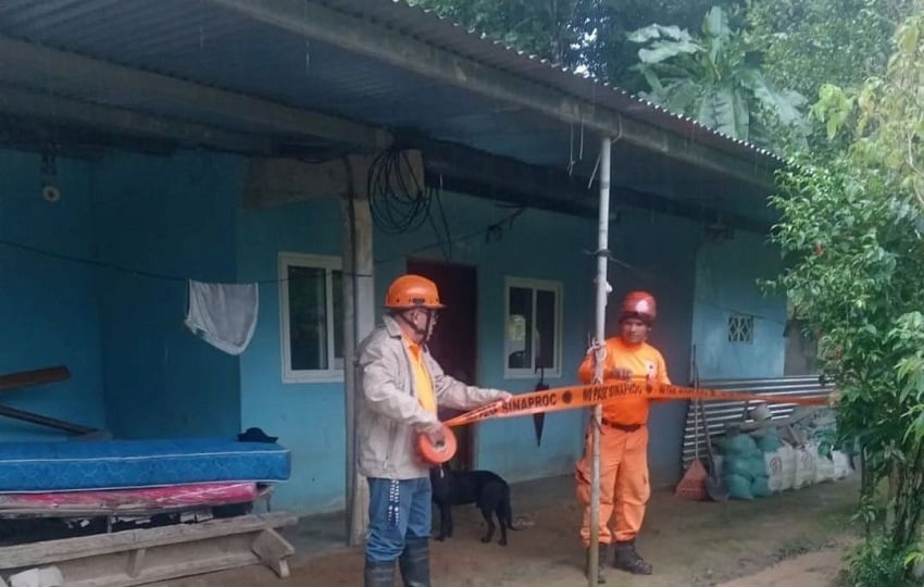 En Las Minas, que se vieron afectadas debido a la entrada de agua y un deslizamiento que dañó parte de su estructura. Foto. Thays Domínguez