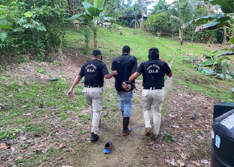 Entre los aprehendidos figuran dos adolescentes vinculados a hechos de Homicidios y Tentativa de Homicidio. Foto: Diomedes Sánchez