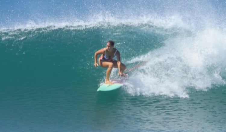 Sonia 'Pucha' García representa a Panamá en torneo de surf. @puchagarcia