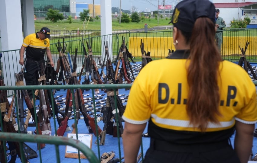 Se destruyeron varios tipos de armas. Foto Cortesía