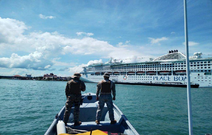 La temporada de cruceros, promovida como una oportunidad de reactivación económica por el Gobierno Central, se ha convertido en motivo de descontento en Colón. Foto. Diomedes Sánchez