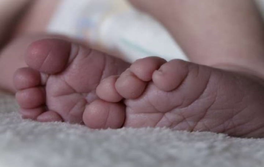 Es necesario que los padres de familia estén muy atentos a los cuadros gripales que puedan presentar los pequeños con el fin de eviatr males mayores. Foto. Ilustrativa