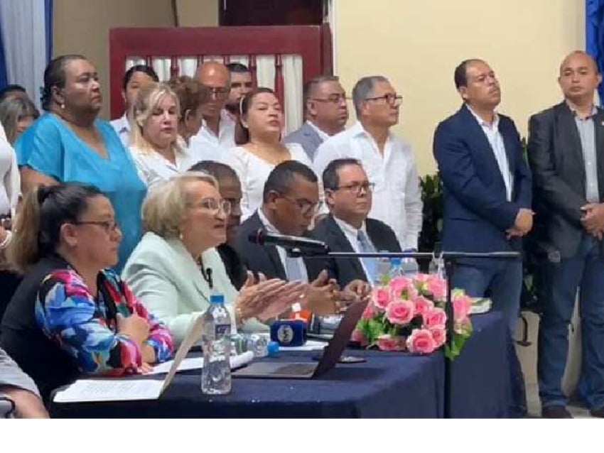 La rectora de la Universidad Autónoma de Chiriquí, dijo que los centros regionales y subsedes de la universidad se verán afectadas. Foto. Cortesía