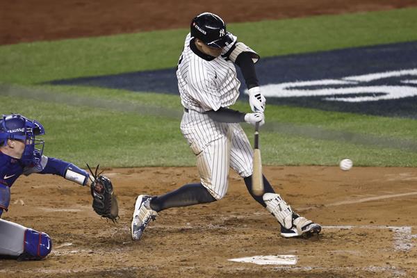 Anthony Volpe disparó un 'grand slam' ante los Dodgers. Foto: EFE