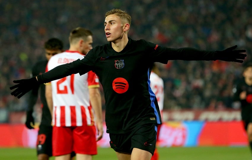 Fermín López del Barcelona festeja su gol contra la Estrella Roja. Foto: EFE