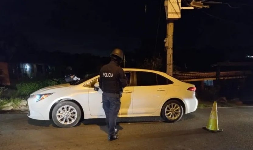 El toque de queda será supervisado por la  Policía Nacional con la Policía de la Niñez y Adolescencia. Foto: Archivo/Ilustrativa.