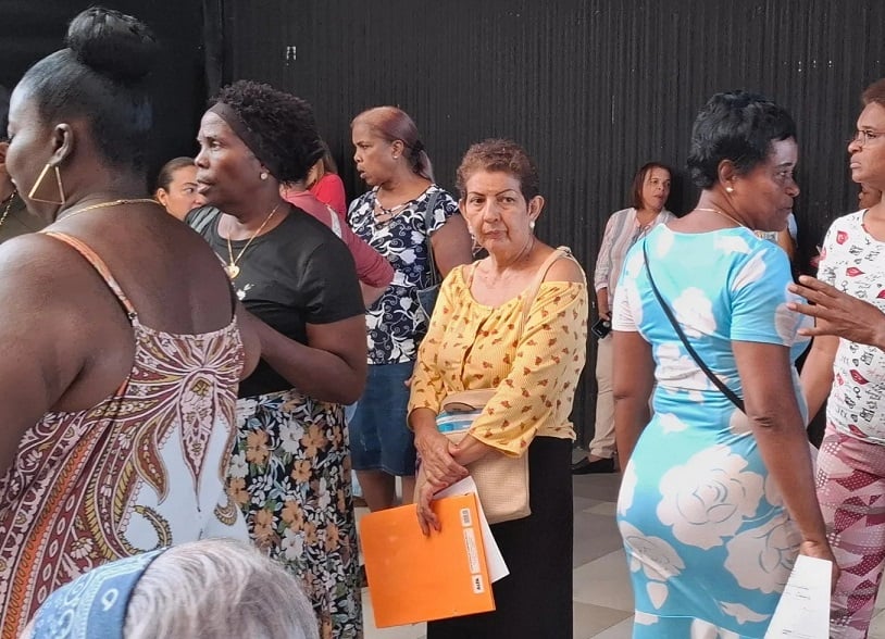 Las mujeres fueron atendidas con exámenes de mamografía, electrocardiogramas, optometría, entre otros. Foto: Diomedes Sánchez. 