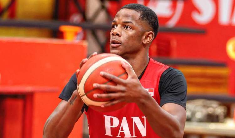 Iverson Molinar, jugador de Panamá. Foto: FEPABA