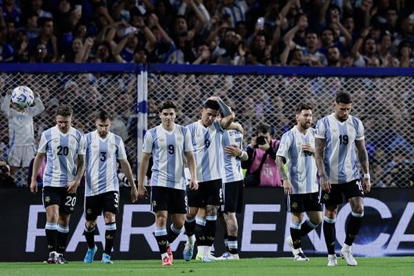 Argentina es líder de la eliminatoria sudamericana. Foto: EFE