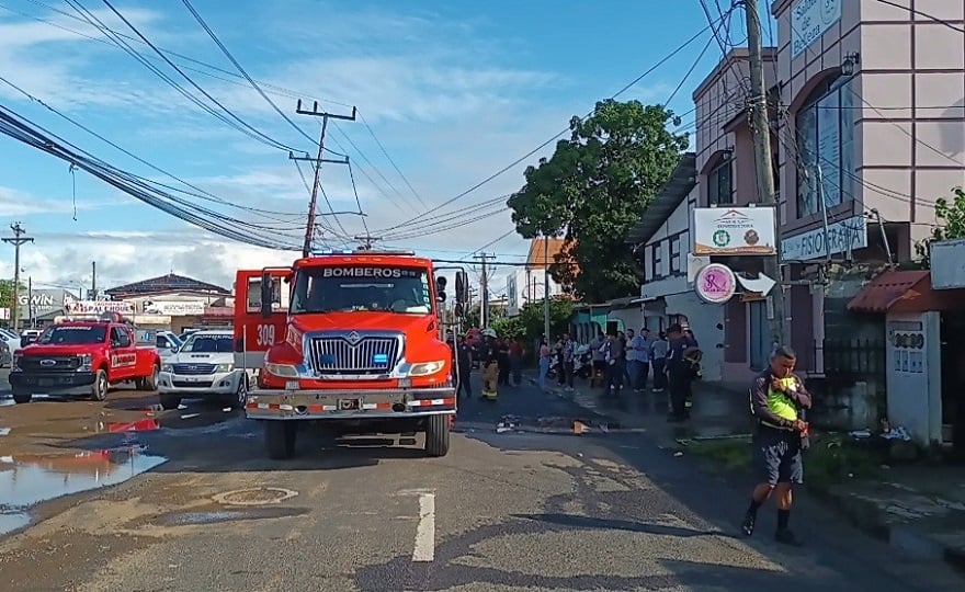 La oficina de seguridad de la institución inició las investigaciones del conato de incendio. Foto: Melquiades Vásquez A.