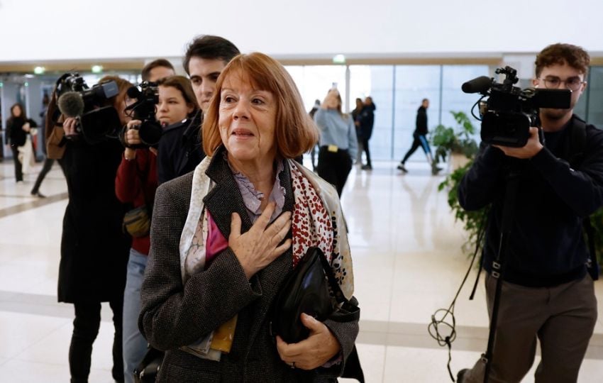 Llegada de Gisele Pelicot al tribunal de Aviñón. Foto: EFE