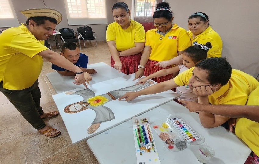 Se realizan una serie de actividades para buscar apoyo. Foto. Thays Domínguez