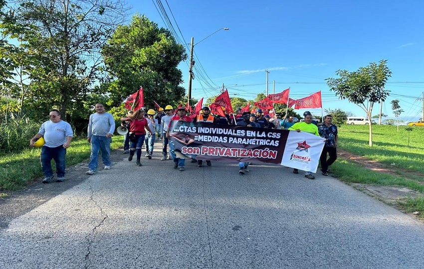 Obreros del Suntracs marchan en varios puntos del país. Foto: Cortesía