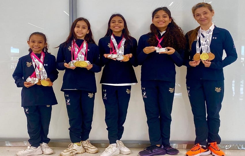 Gimnastas panameñas con las medallas. Foto: Cortesía