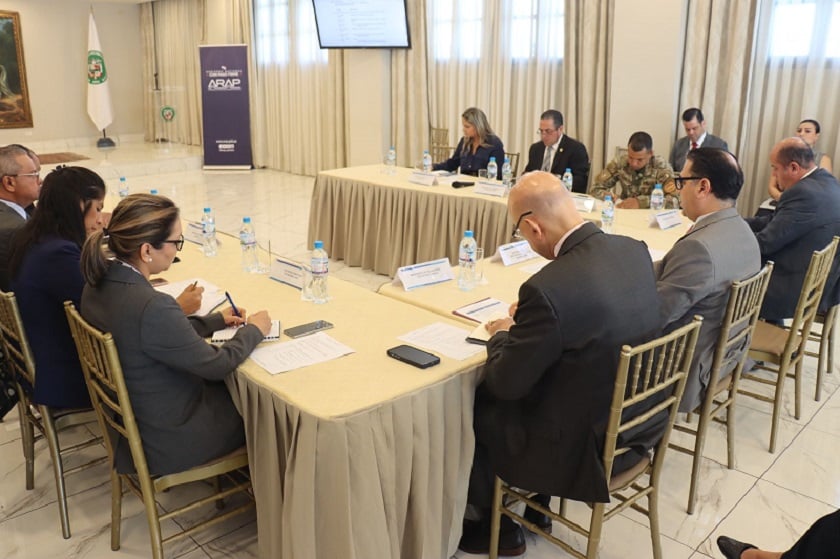 Durante la reunión, se destacó el análisis del estatus de Panamá frente a la problemática de la pesca INDNR. Foto: Cortesía