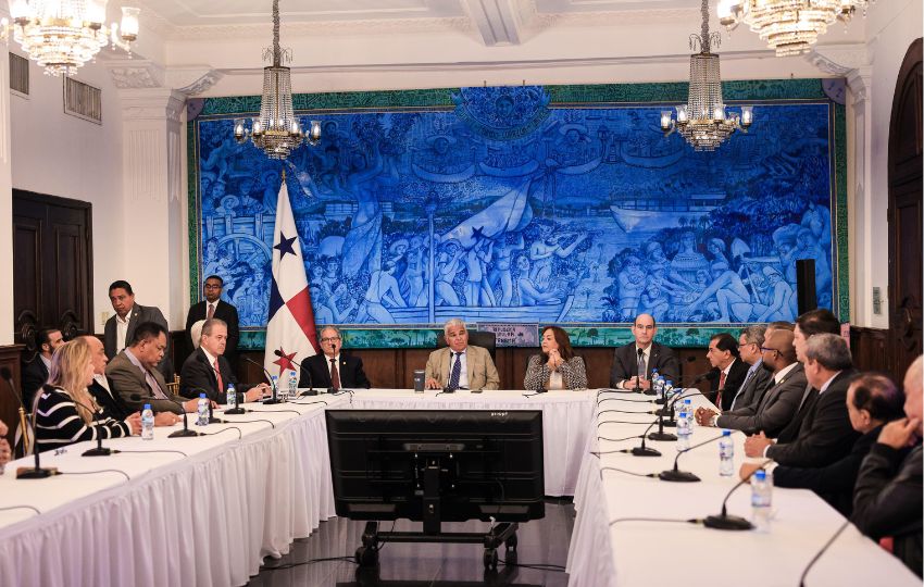 Los diputados de RM se reunieron con el presidente José Raúl Mulino. Foto: Cortesía