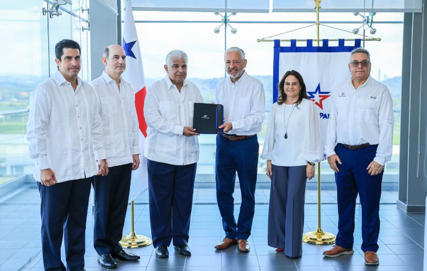 Entrega de los aportes del Canal de Panamá. Foto: Cortesía