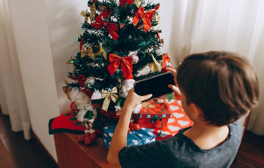 Los dispositivos electrónicos se han convertido en el regalo predilecto de la época. Foto: Pexels 