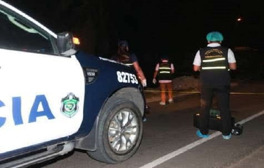 El cuerpo del hombre fue enviado a la morgue judicial de la ciudad de Colón para la necropsia de rigor.  Foto. Diomedes Sánchez