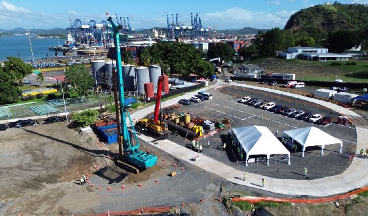 Pasaron seis años desde la orden de proceder para que se pudiera notar un avance físico del cuarto puente sobre el Canal de Panamá. Cortesía MOP