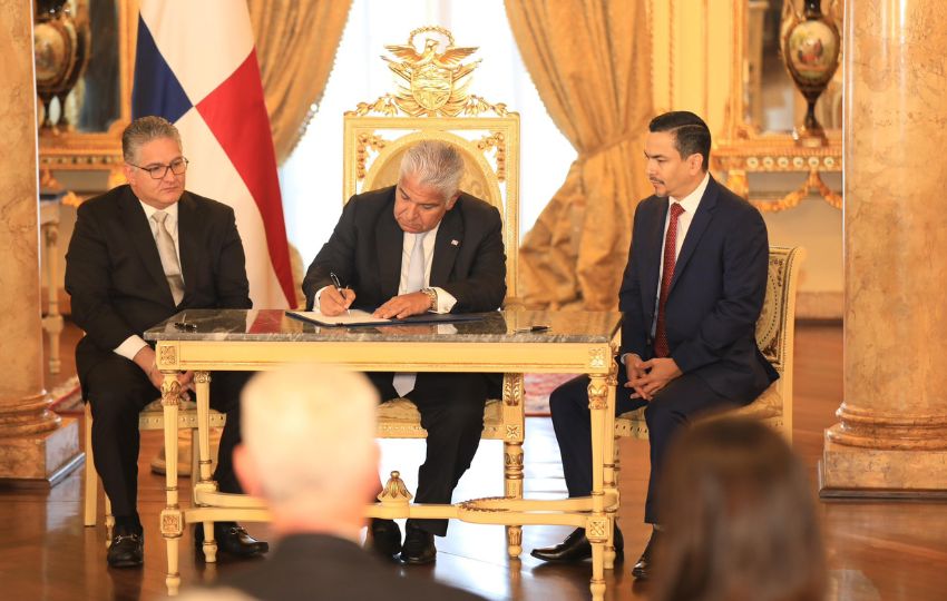 Toma de posesión del procurador de la Nación, Luis Gómez. Foto: Cortesía