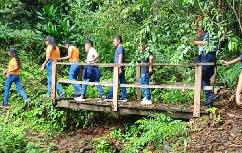 En época de verano estas excursiones  son aprovechadas por los jóvenes y toda la familia.