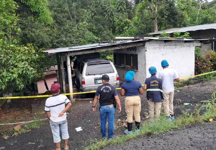 Escenario del doble homicidio cometido este viernes en Colón. Foto: Crítica