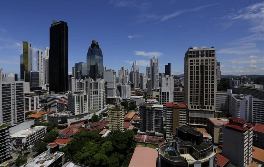 Edificios en Ciudad de Panamá. EFE/ Carlos Lemos