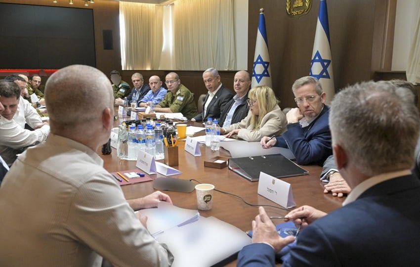 Equipo del primer ministro israelí, Benjamín Netanyahu, confirmó que el acuerdo se mantiene. Foto: EFE