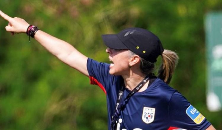 La española Natalia 'Nati' Gutiérrez, entrenadora del seleccionado panameño femenino Sub-20. Foto: FPF