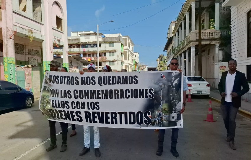 La población está cansada de promesas sobre el futuro de las áreas revertidas.