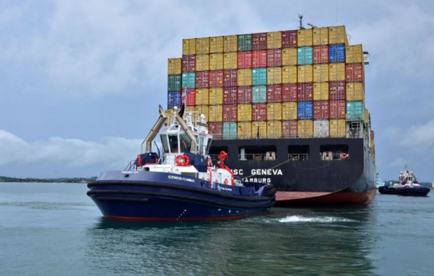 Los prácticos del Canal de Panamá ejercen el control total de la navegación. Foto: Archivo