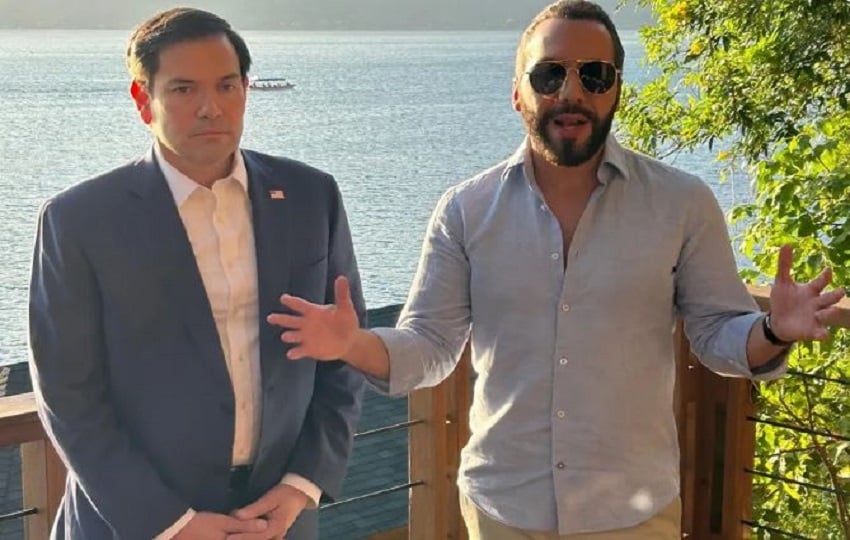 El secretario de Estado de los Estados Unidos, Marco Rubio, junto a Nayid Bukele, presidente de El Salvador. Foto: EFE