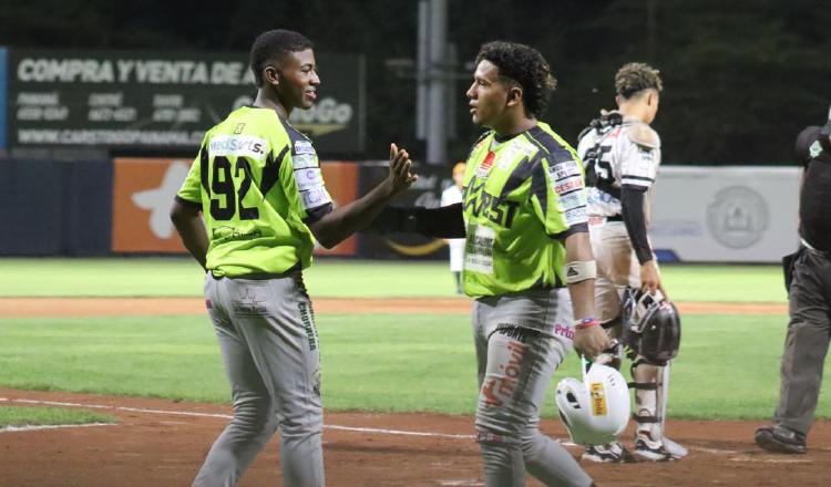 Panamá Oeste tendrá que eliminarse contra Herrera en el béisbol juvenil. Foto: Fedebeis