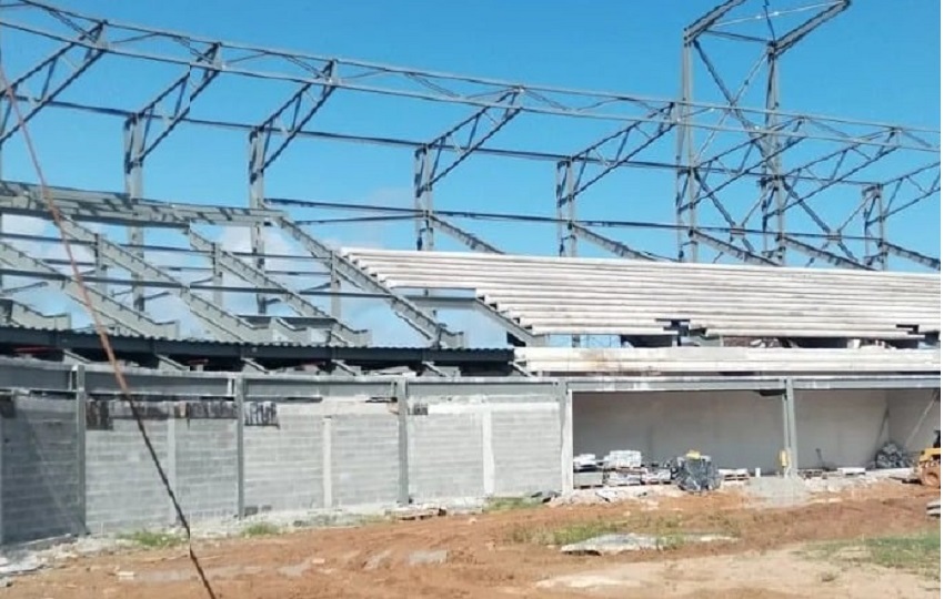 El costo de esta obra deportiva debió ser de $15.9 millones ahora su costo es de $33.7 millones; con esa cifra se puedieron haber construido dos estadios más sentenció el presidente Mulino. Foto. Archivo