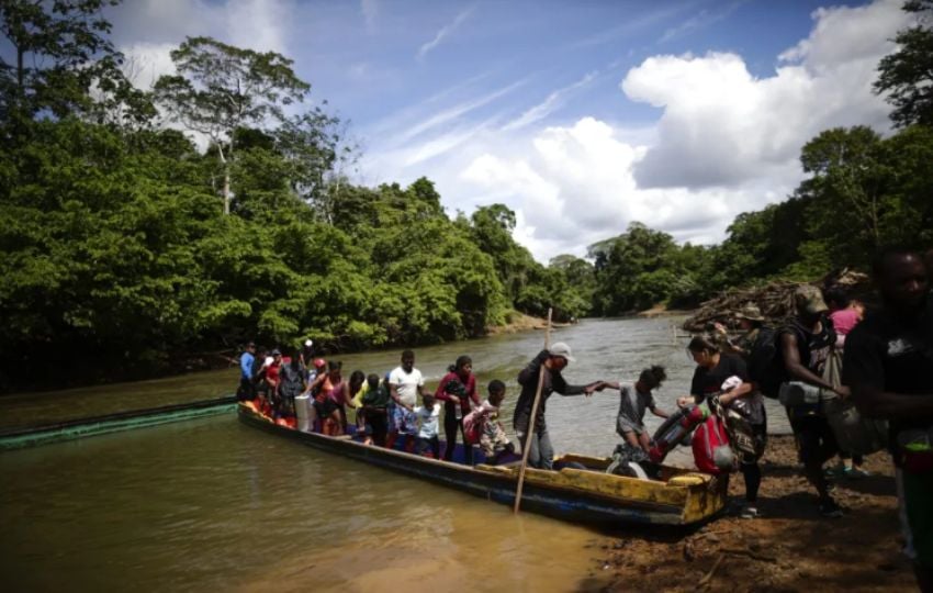 Los venezolanos han sido el grupo mayoritario entre los migrantes que cruzan la selva del Darién. Foto: EFE