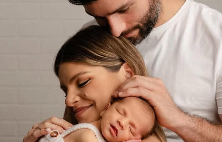 Amanda Díaz y su familia.