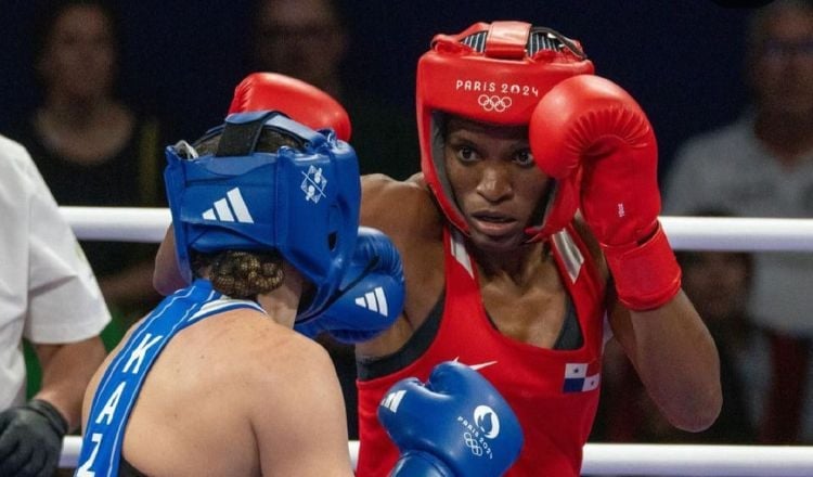 Atheyna Bylon (rojo), medalla de plata en los Juegos de París 2024. Foto: COP