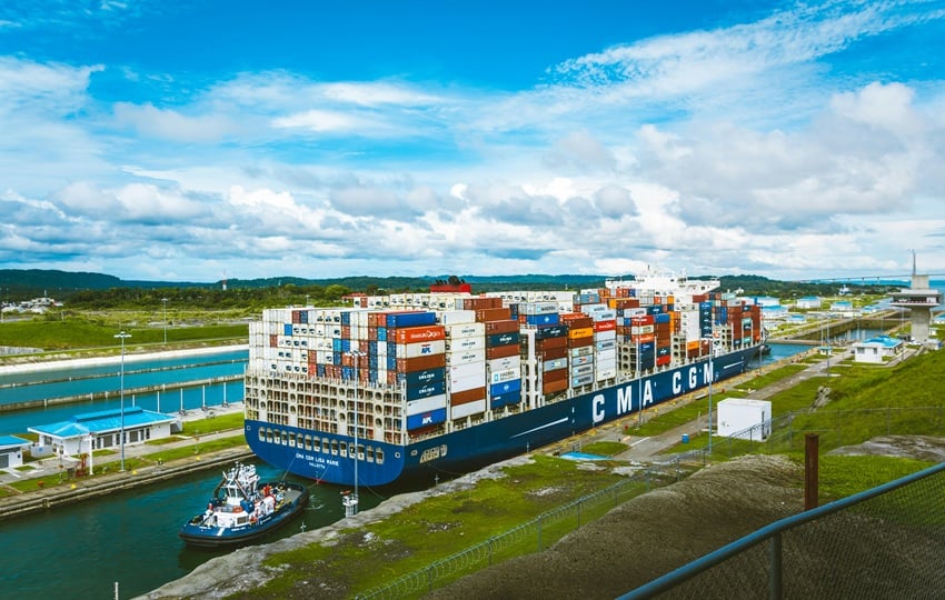 Tránsito de buques por el Canal de Panamá. Foto: Pexels