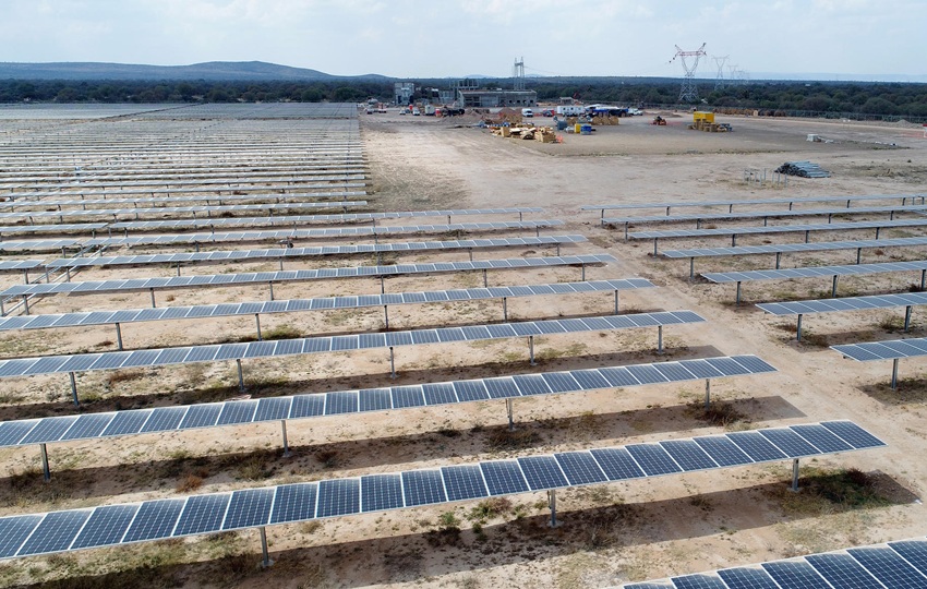 La demanda de energía solar sigue en aumento. Foto: EFE