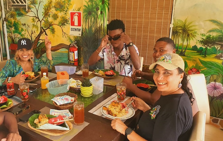 La comida en las áreas turísticas es la mejor. Fotos. Diómedes Sánchez