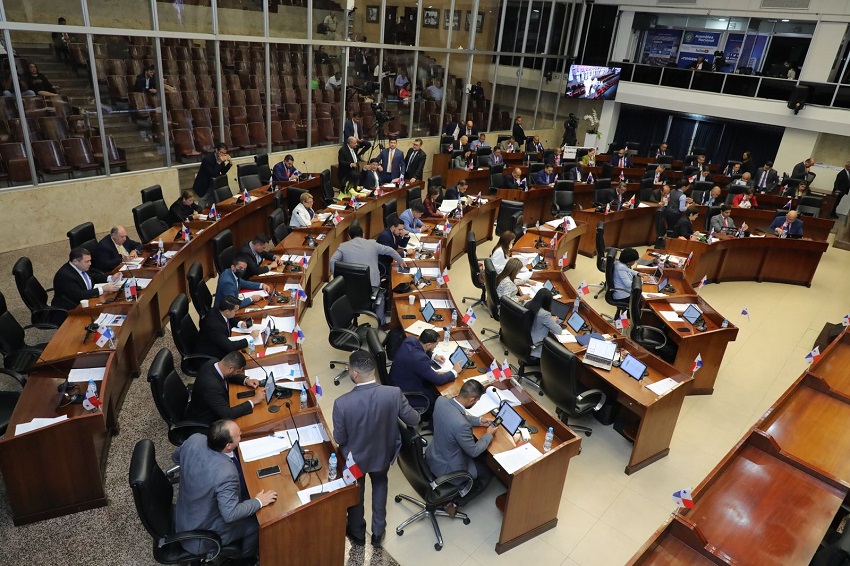 Fue un periodo de votación que demoró varias horas. Foto: Cortesía Asamblea