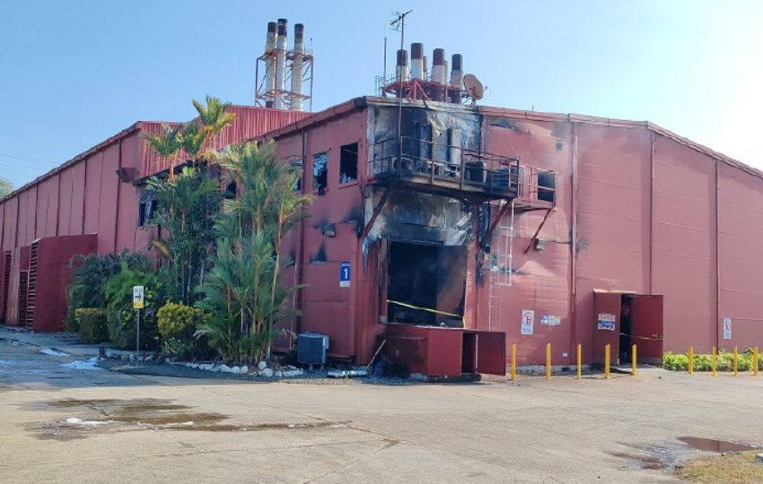 La explosión causó además un incendio dentro de una galera.  Foto: Eric Montenegro