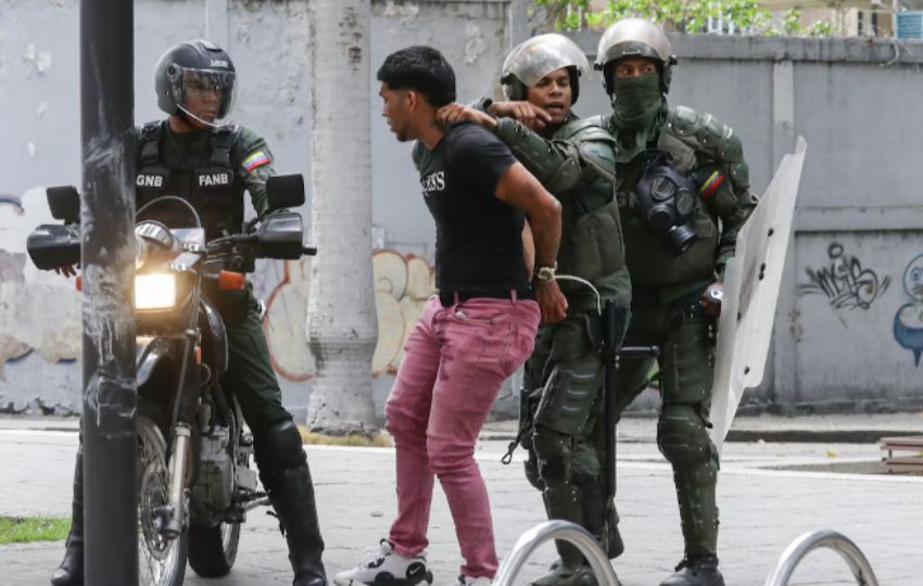 Se han liberado al menos 2,006 detenidos. Foto: EFE