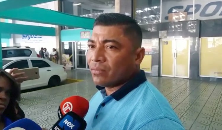 Jaime Agrazal rindió declaraciones a los medios a su salida del SPA en Plaza Ágora.