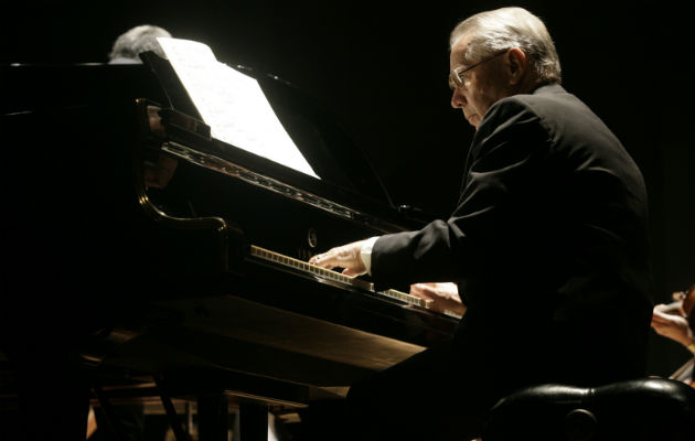 Jaime Ingram, destacado pianista panameño y ex director y fundador del Inac. El concurso lleva su nombre. El preside el jurado. /Foto: Archivo.