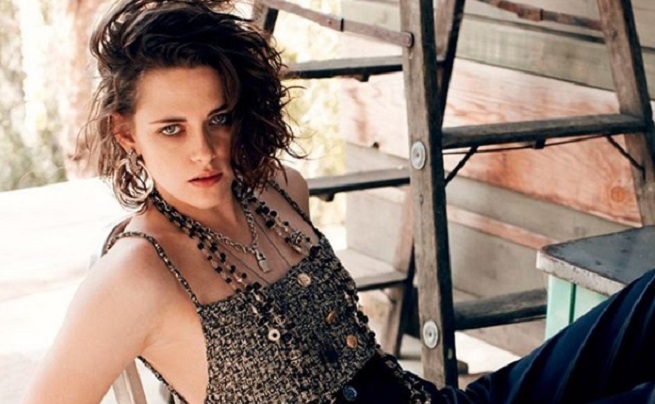 Kristen Stewart sigue lamentando lo sucedido con Robert Pattinson.