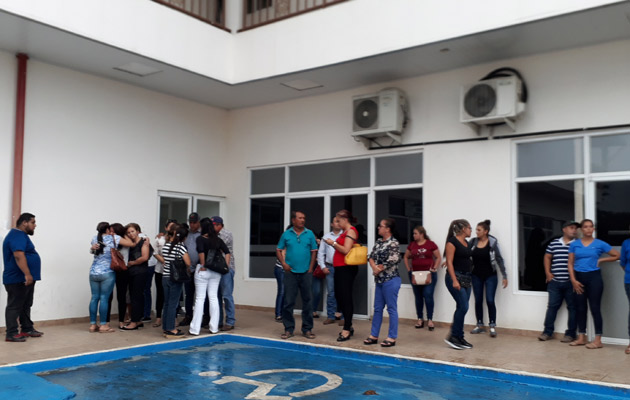 Conocidos y amigos del empresario santeño, asistieron a la audiencia. Foto/Thays Domínguez